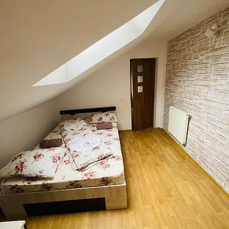 Casa Cu Balcon * Brasov