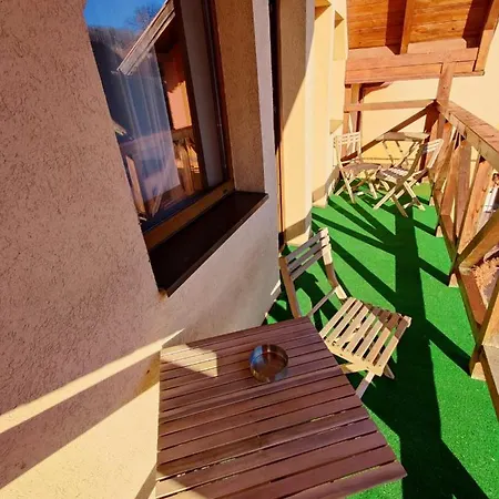 Casa Cu Balcon Apartment *