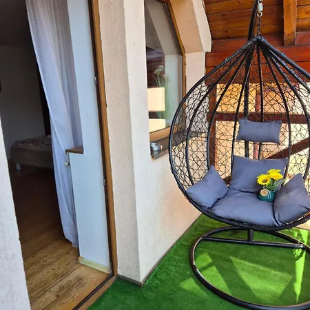 Casa Cu Balcon * Brasov
